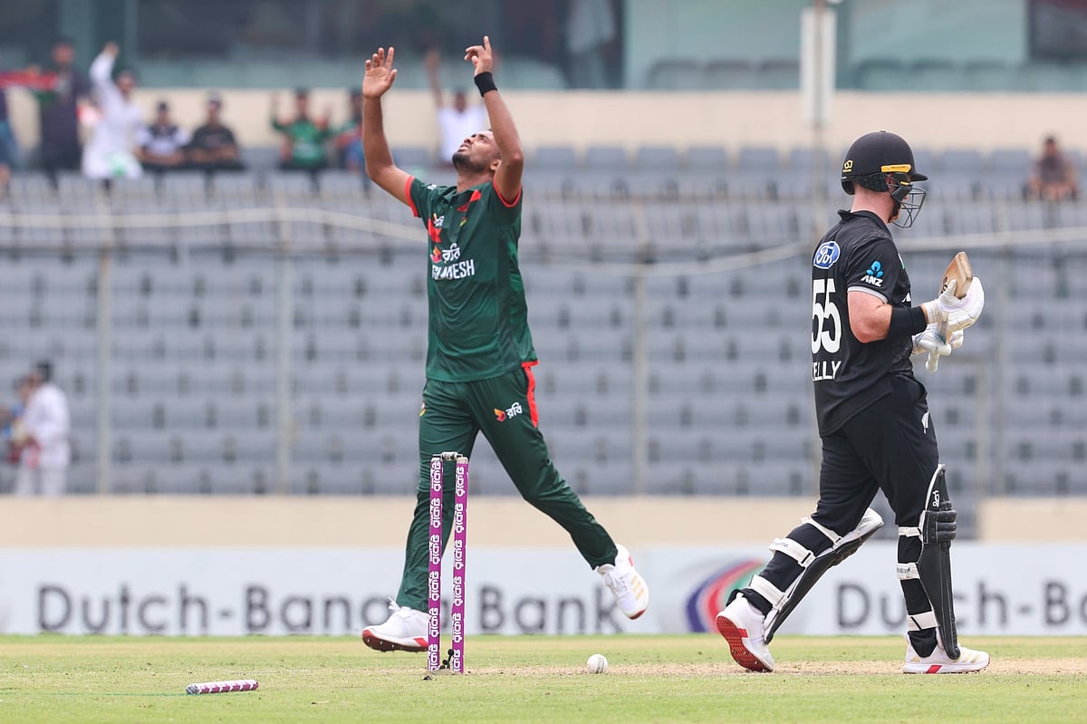 তাসকিন–মিরাজরা ‘টাইট’, কিউইদের হাঁসফাঁস