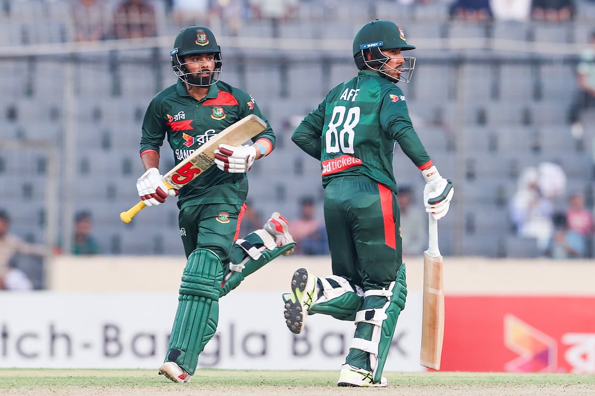 হৃদয়ের আউটে বিপদ বাড়ল বাংলাদেশের