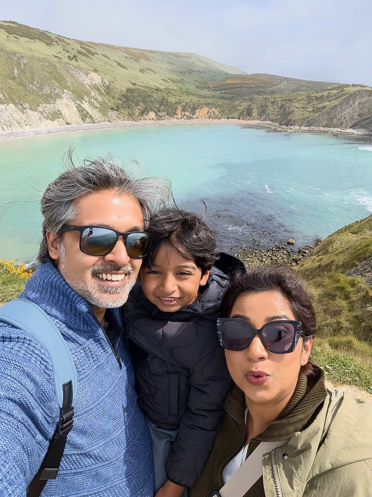 শ্রেয়া ঘোষালের পারিবারিক ট্রিপের ভাইরাল ছবিগুলো