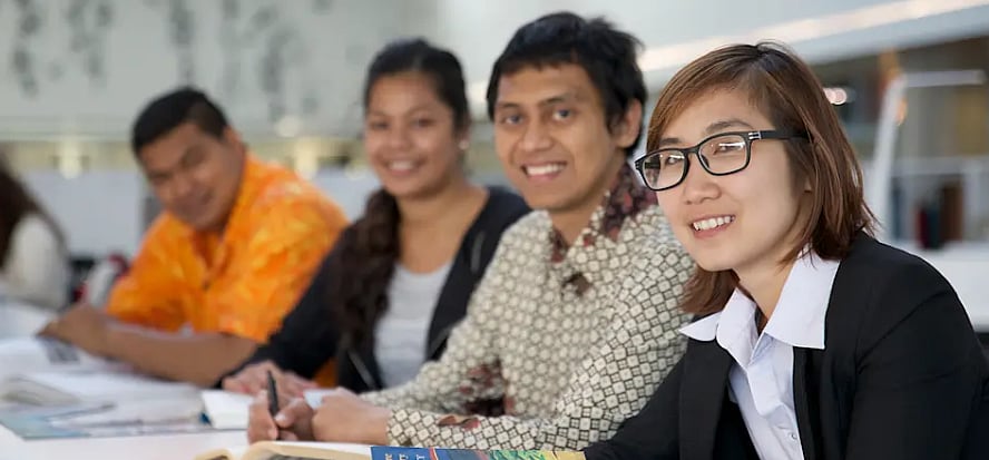 চাকরিজীবনে বেতন বড় নাকি সম্মান? জরিপে উঠে এল চমকপ্রদ তথ্য