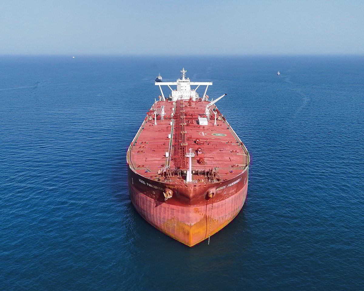 রাশিয়া থেকে তেল কেনার সুযোগ আরও বাড়াল যুক্তরাষ্ট্র