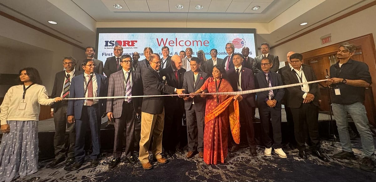 ওয়াশিংটনে আন্তর্জাতিক বিনিয়োগ সম্মেলনে আস্থা গঠনের তাগিদ