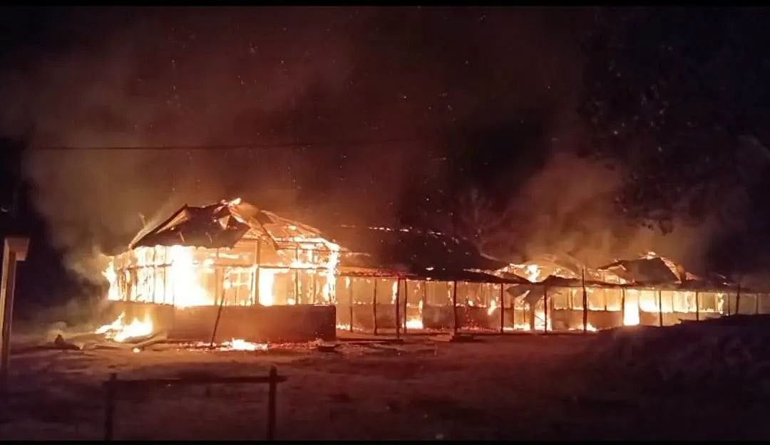 খাগড়াছড়ির রামগড়ে আগুনে পুড়ল মাধ্যমিক বিদ্যালয়