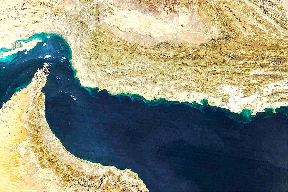 তেহরান কখনো হরমুজ প্রণালির নিয়ন্ত্রণ ছাড়বে না: বিবিসিকে ইরানের পার্লামেন্ট সদস্য