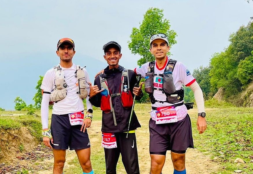 নেপালের দুর্গম পার্বত্যপথে ১৬০ কিলোমিটার দৌড়ালেন তিন বাংলাদেশি