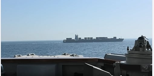 ইরানি জাহাজ জব্দ করল যুক্তরাষ্ট্রের যুদ্ধজাহাজ