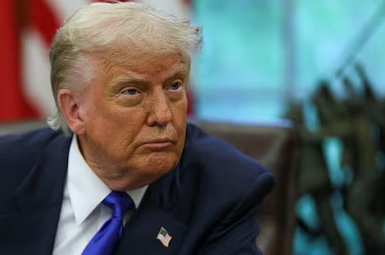 আলোচনায় পাকিস্তানে প্রতিনিধি পাঠাচ্ছেন ট্রাম্প, নারাজ ইরান