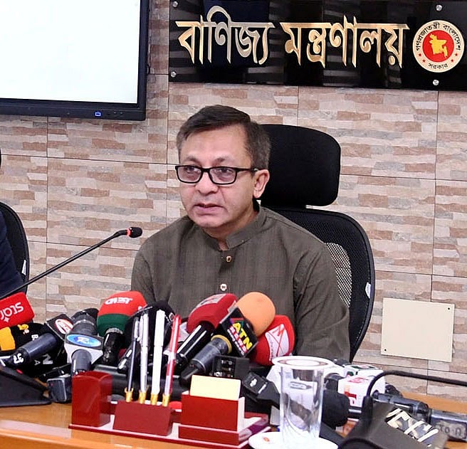 জ্বালানি তেলের মূল্যবৃদ্ধিতে মূল্যস্ফীতির ওপর তেমন প্রভাব পড়বে না: বাণিজ্যমন্ত্রী