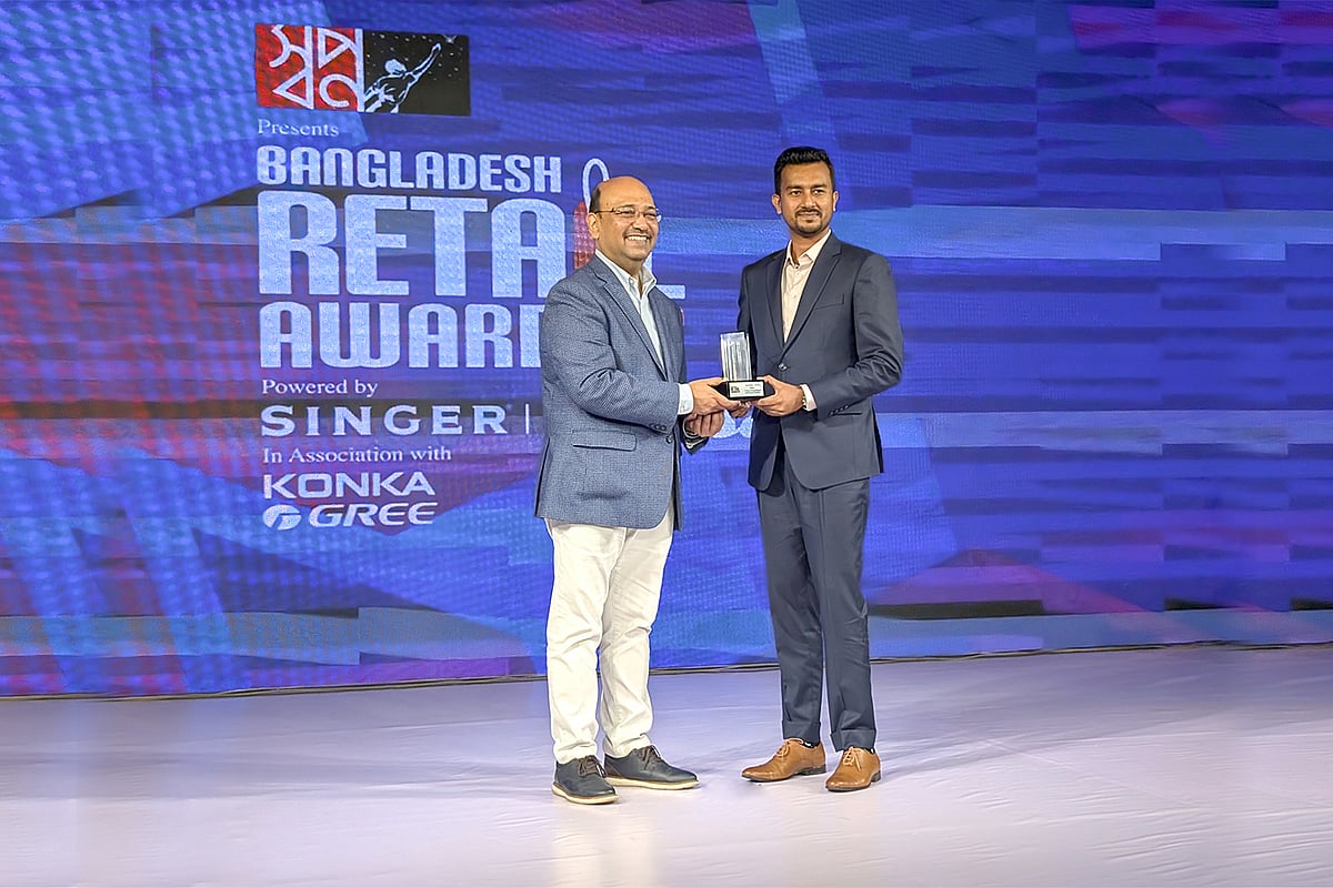 বাংলাদেশ রিটেইল অ্যাওয়ার্ডসে সেরা রিটেইলার স্বীকৃতি পেল ‘টাইম জোন’