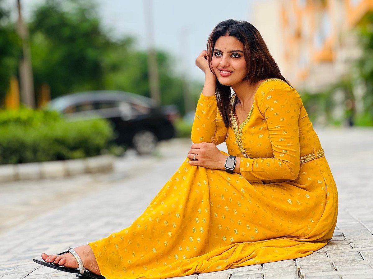 মাত্র ৩০ বছরেই মারা গেছেন অভিনেত্রী, কী হয়েছিল