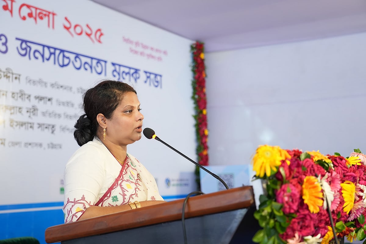 ঢাকার নতুন জেলা প্রশাসক ফরিদা খানম