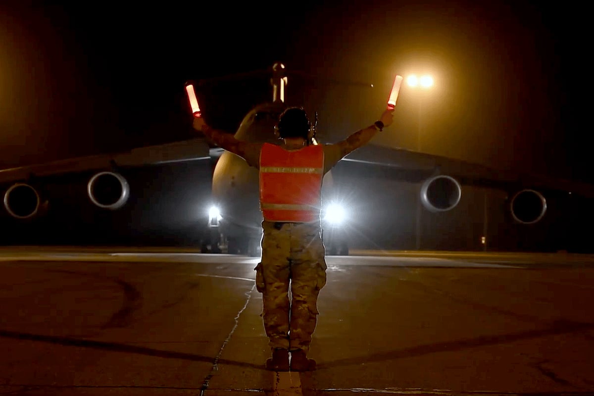 যুদ্ধবিরতির সুযোগে নতুন করে অস্ত্রসজ্জিত হচ্ছে মার্কিন বাহিনী, সাজাচ্ছে রণকৌশল