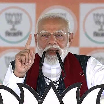 ঝালমুড়ি খেয়েছি আমি, ঝাল লেগেছে তৃণমূলের, বললেন নরেন্দ্র মোদি