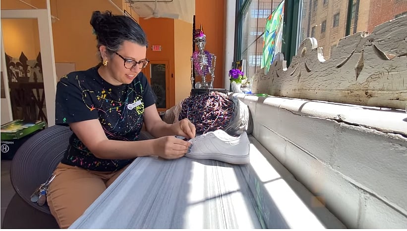 ২ হাজার ৭২৯ ফুট লম্বা জুতার ফিতা