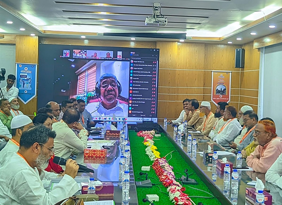 বিনিয়োগ বাড়ানোর দাবি স্থানীয় ব্যবসায়ীদের