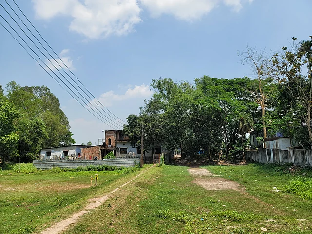 পুরো এলাকাটিই এয়ার আলীর নামে