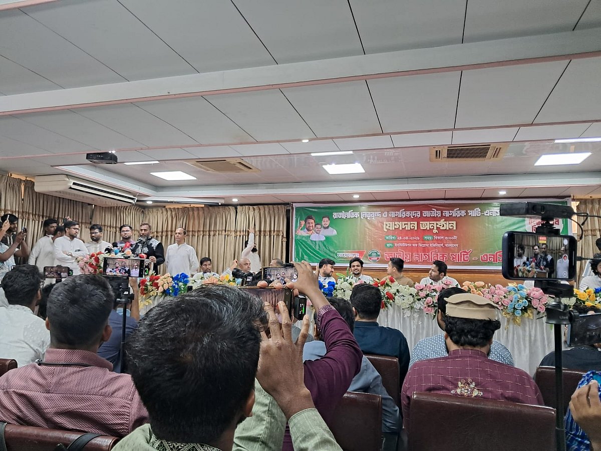 বর্তমান শাসকগোষ্ঠী ফ্যাসিবাদের ভূমিকায় অবতীর্ণ হলে রাজপথে নামব