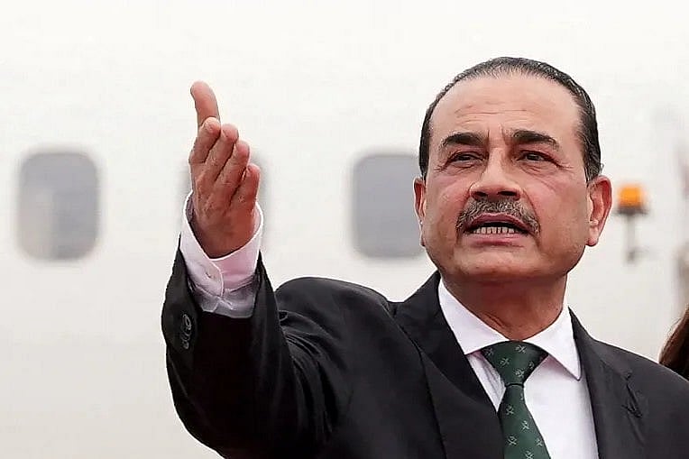 যুদ্ধ যেভাবে আসিম মুনিরকে বিশ্বমঞ্চে নিয়ে এল