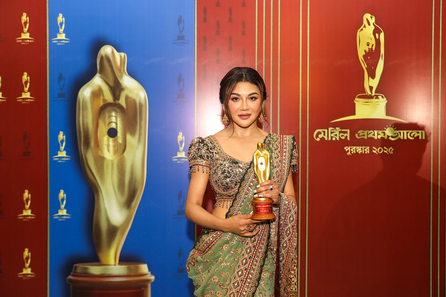 prothomalo-bangla%2F2026-04-25%2F3en5rj9r%2F5L3A2257.jpg?w=1536&auto=format%2Ccompress&fmt=webp