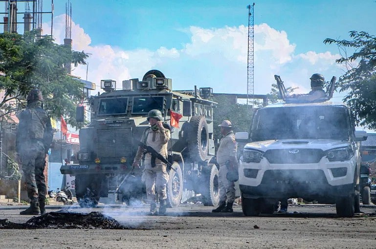 মণিপুর রাজ্য কেন তিন বছর ধরে জ্বলছে