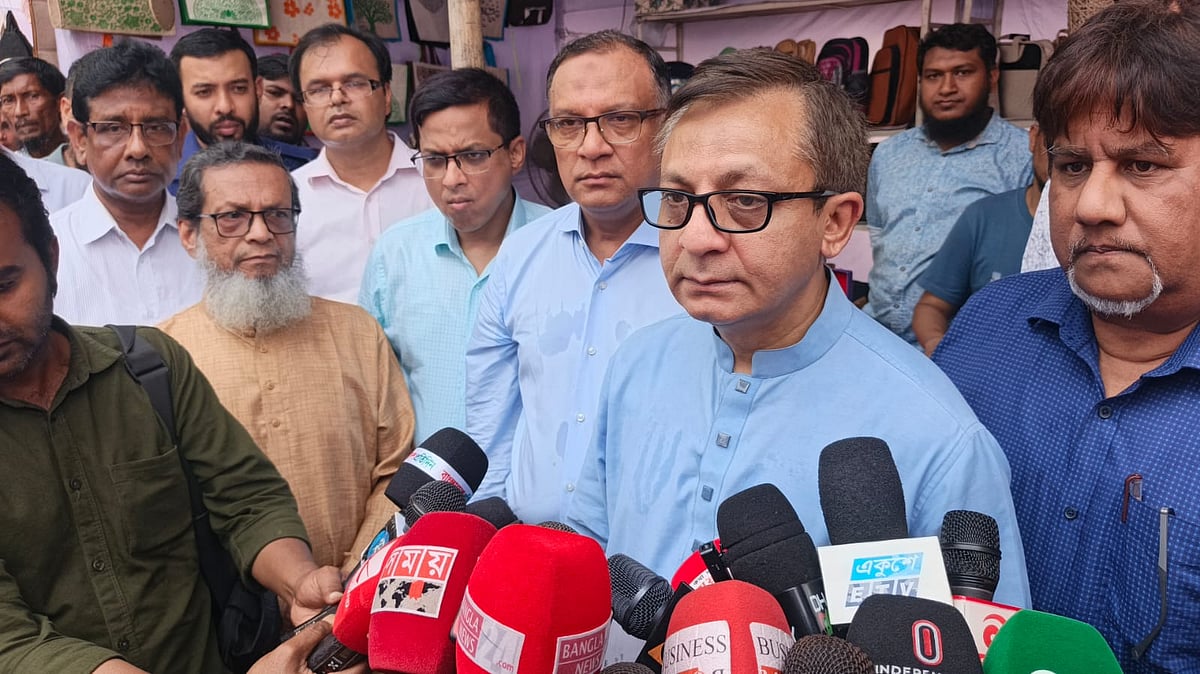 জ্বালানি তেলের মূল্যবৃদ্ধিতে দ্রব্যমূল্যে প্রভাব পড়বে না, হিসাব দেখালেন বাণিজ্যমন্ত্রী