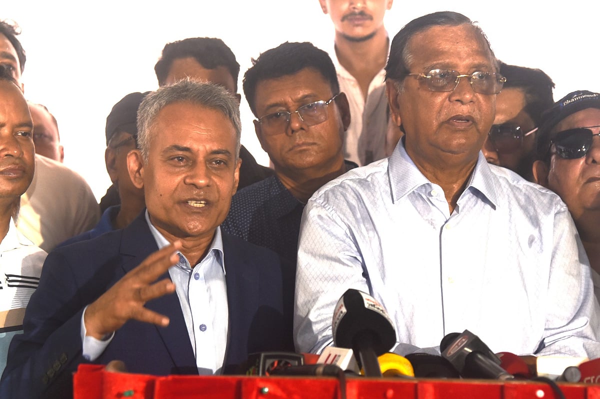 ধানমন্ডি লেকের পরিবেশ ও সৌন্দর্য সংরক্ষণ করা হবে: সড়ক পরিবহনমন্ত্রী