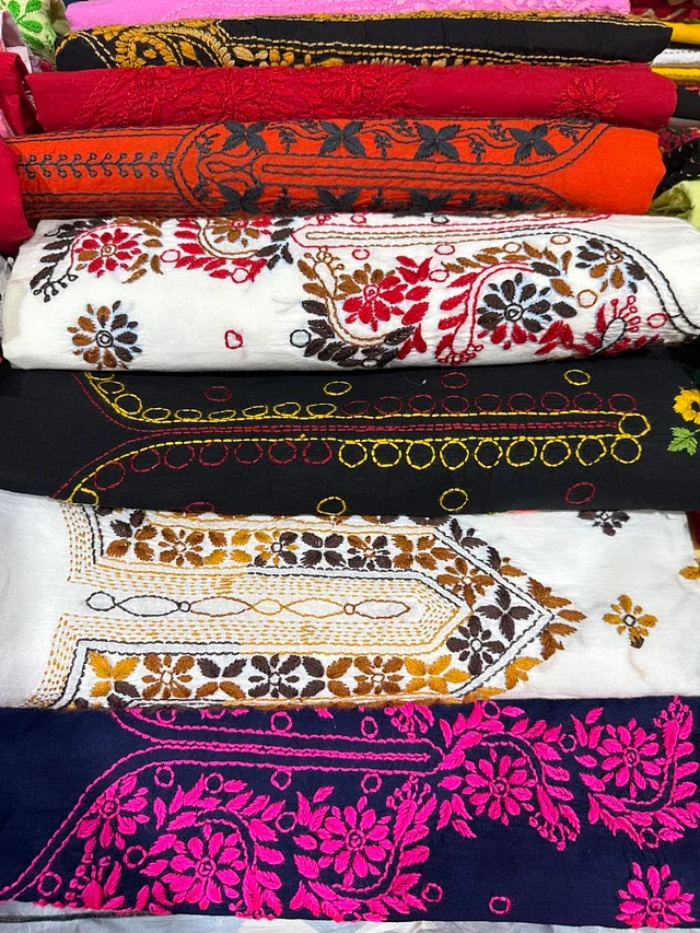 হাতের কাজের আনস্টিচড থ্রিপিস 