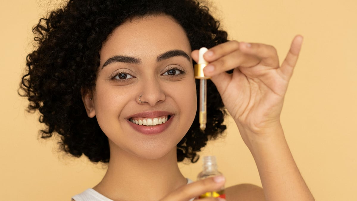 স্কিন ফ্লাডিং—২০২৬ সালের ভাইরাল স্কিন কেয়ার ট্রেন্ডের রহস্য