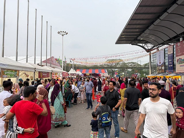 প্রচুর দর্শনার্থী এসেছেন এবারের এসএমই বৈশাখী মেলায়