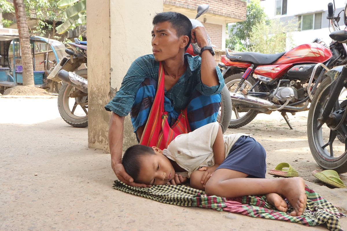 বান্দরবানের দুর্গম এলাকায় হামের প্রকোপ