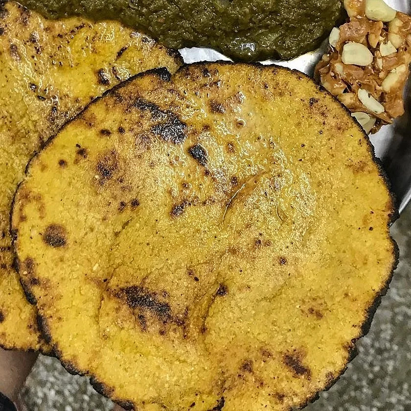 prothomalo-bangla%2F2026-04-27%2F22ae0sr8%2FSarso_ka_saag__makki_ki_roti_makhan_mar_ke____Follow__thefoodiemonk_Follow__thefoodiemonk_Follow.jpg?w=1536&auto=format%2Ccompress&fmt=webp