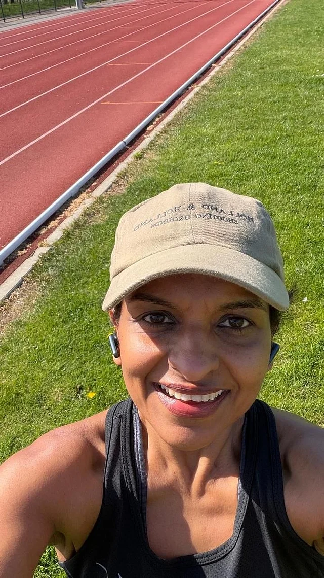 সাবিনা ফিটনেস ফ্রিক। রান্নার পর তিনি যেটা করেন, সেটা  হলো ব্যায়াম আর দৌড়ানো।