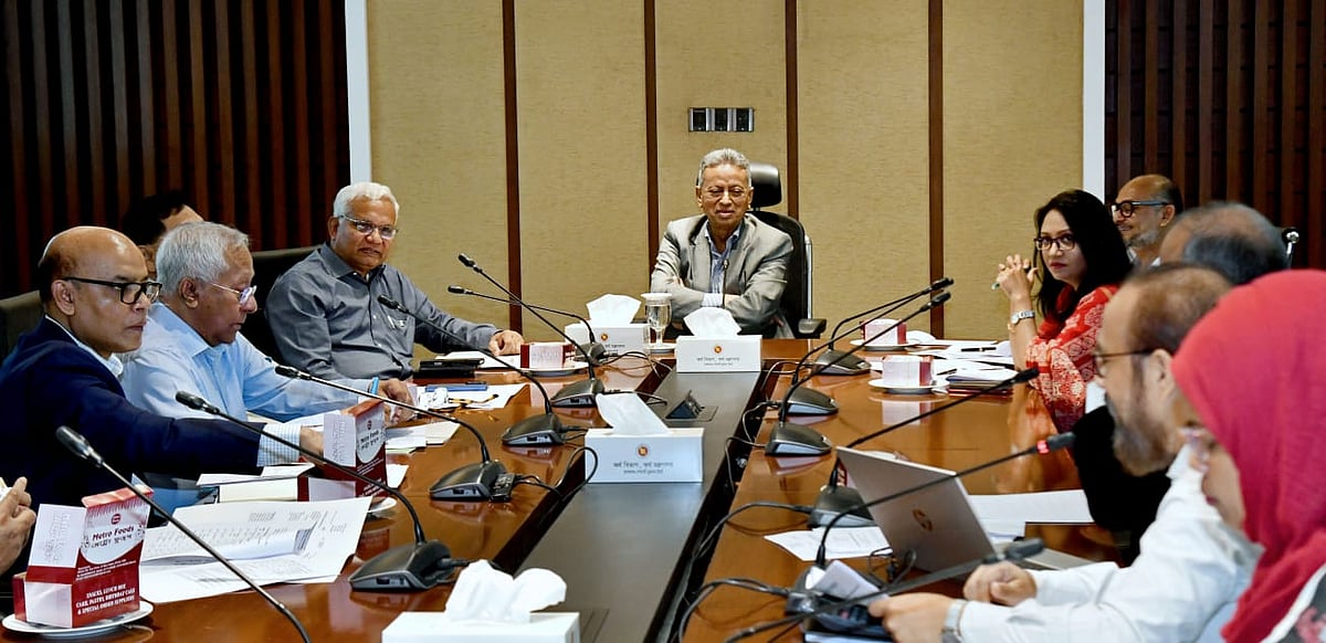 ফ্যামিলি কার্ডে যত টাকা লাগবে তত দেওয়া হবে, জানালেন অর্থমন্ত্রী