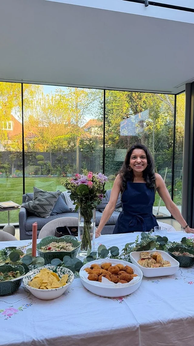 নিজের রান্নাঘরকে ফ্লেভার ল্যাব বলেন তিনি