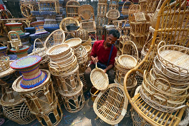 বাঁশ ও বেতের তৈরি আসবাবের আকর্ষণীয় প্রদর্শনী