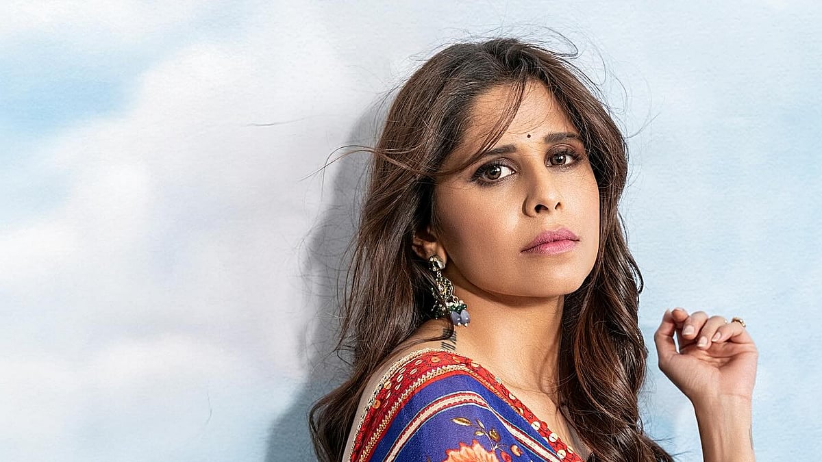 কাজ দিয়ে বিচার চান সাই