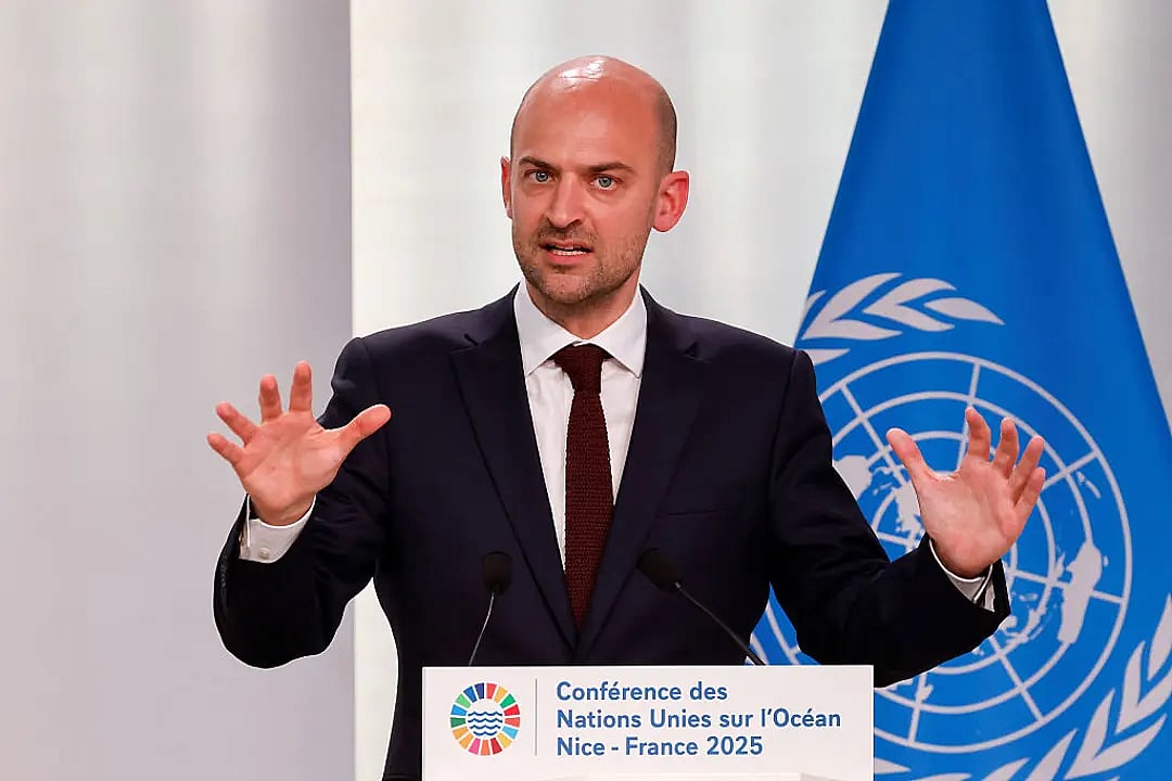 মধ্যপ্রাচ্যে শান্তি ফেরাতে ইরানকে ‘বড় ছাড়’ দিতে হবে: ফ্রান্স