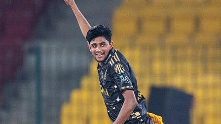 পিএসএল ফাইনাল খেলতে যাচ্ছেন নাহিদ রানা, দাবি পেশোয়ারের মালিকের