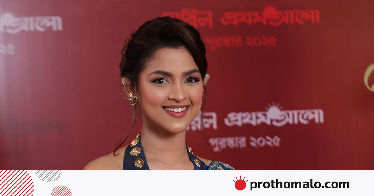 মেরিল-প্রথম আলো পুরস্কারে ব্লাউজ দিয়ে নজর কাড়লেন যেই তারকারা মেরিল-প্রথম আলো পুরস্কারে ব্লাউজ দিয়ে নজর কাড়লেন যেই তারকারা