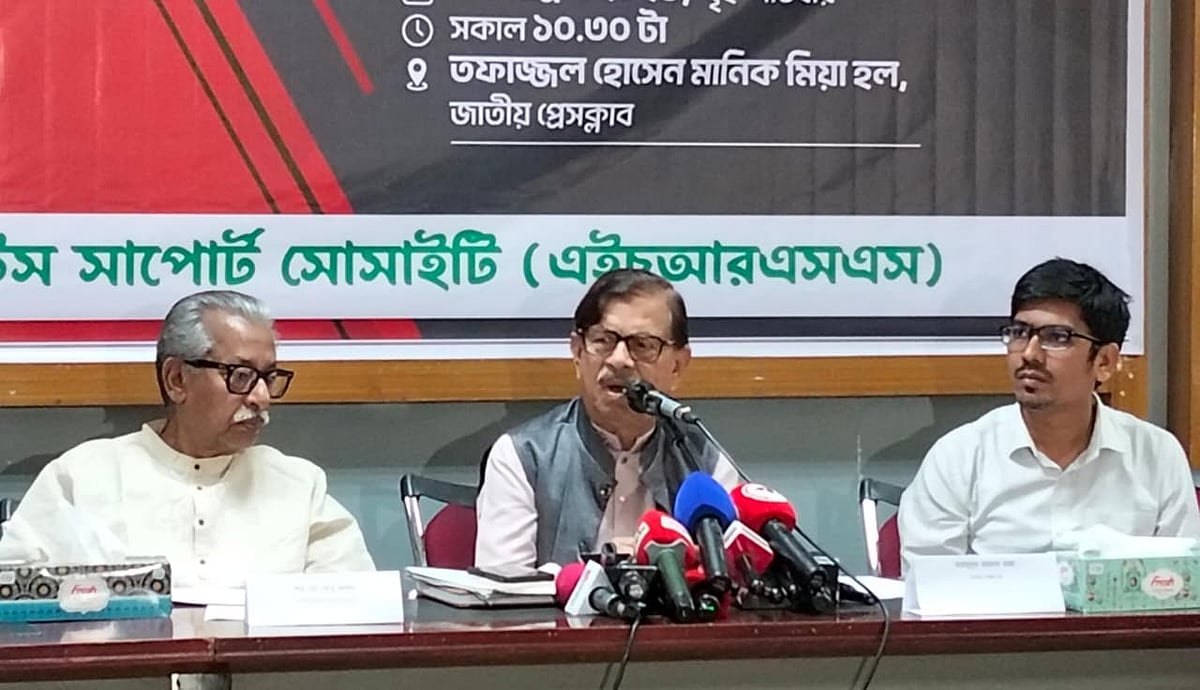 কার্ডের রাজনীতি শ্রমিকের ভাগ্যোন্নয়ন কতটা নিশ্চিত করছে, প্রশ্ন মাহমুদুর রহমান মান্নার