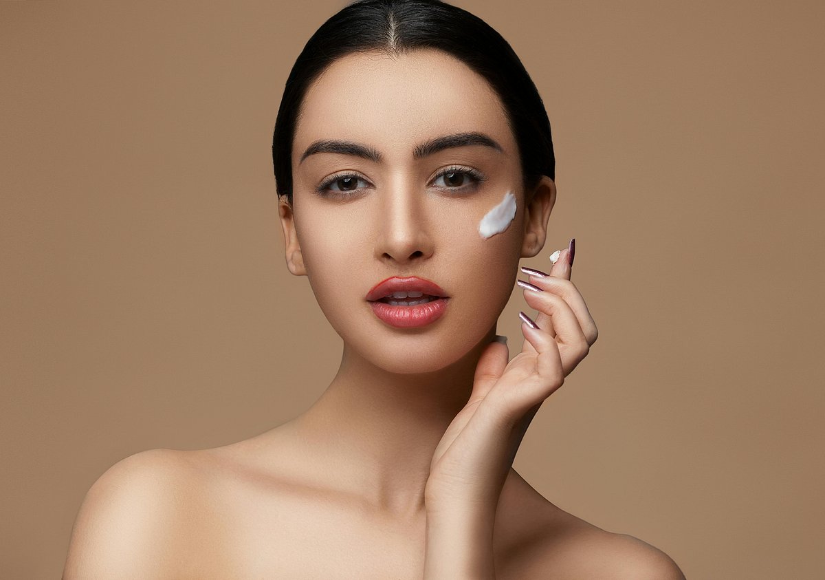 মেঘলা দিনেও সানস্ক্রিন কেন জরুরি