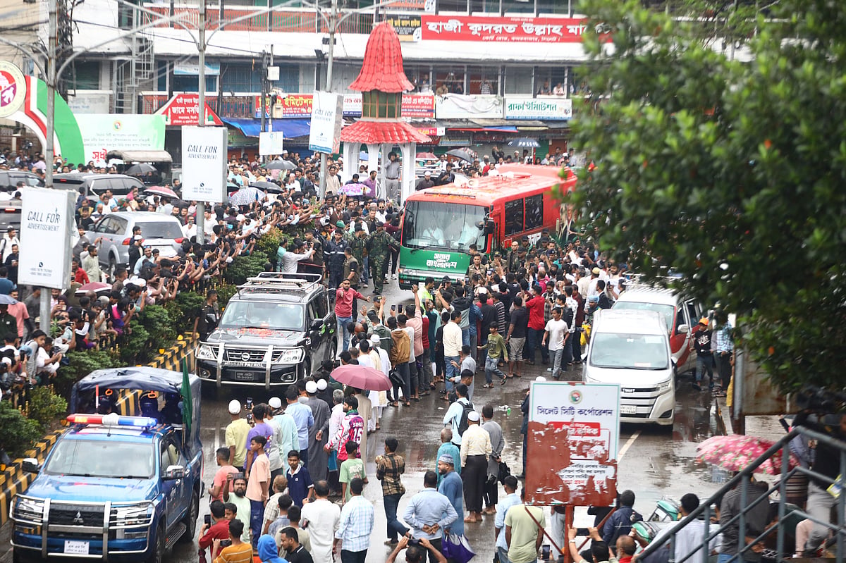 বৃষ্টিস্নাত সিলেটে প্রধানমন্ত্রী