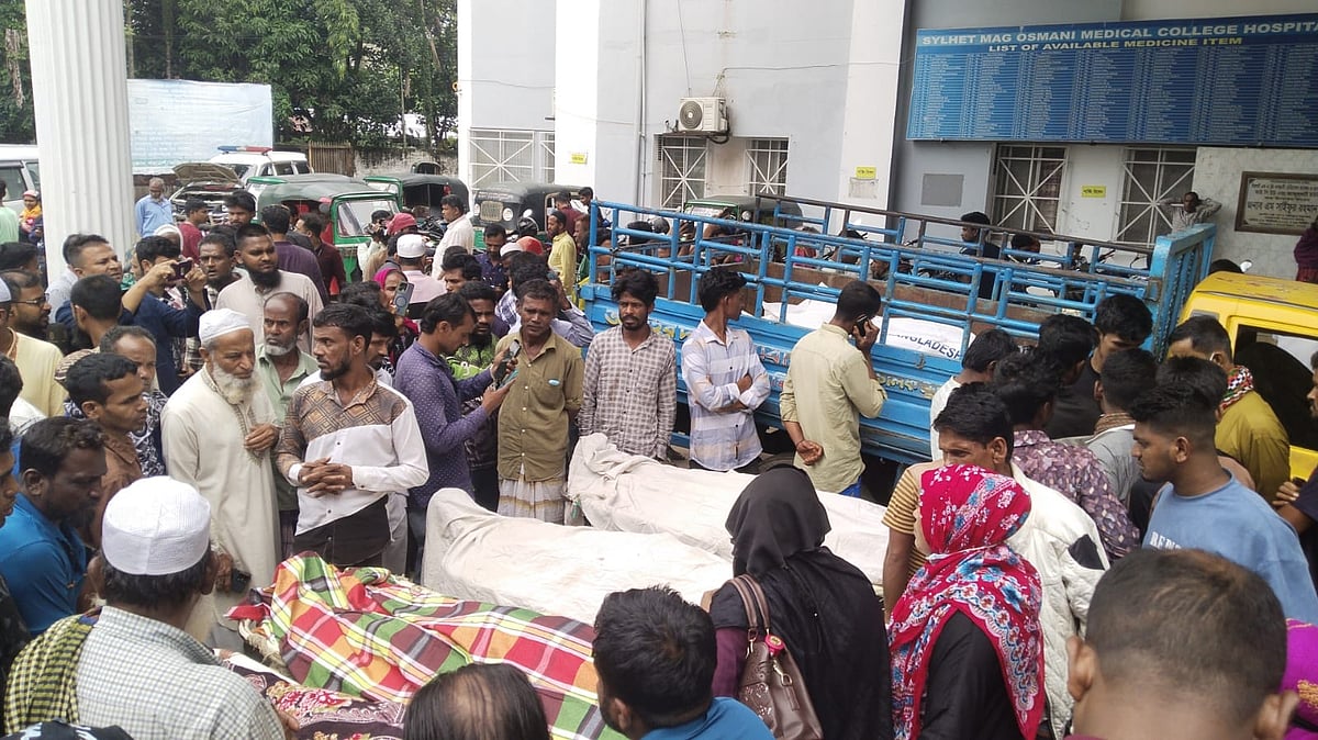 সিলেটে ট্রাক-পিকআপের সংঘর্ষে ৮ জন নিহত, সবাই শ্রমিক