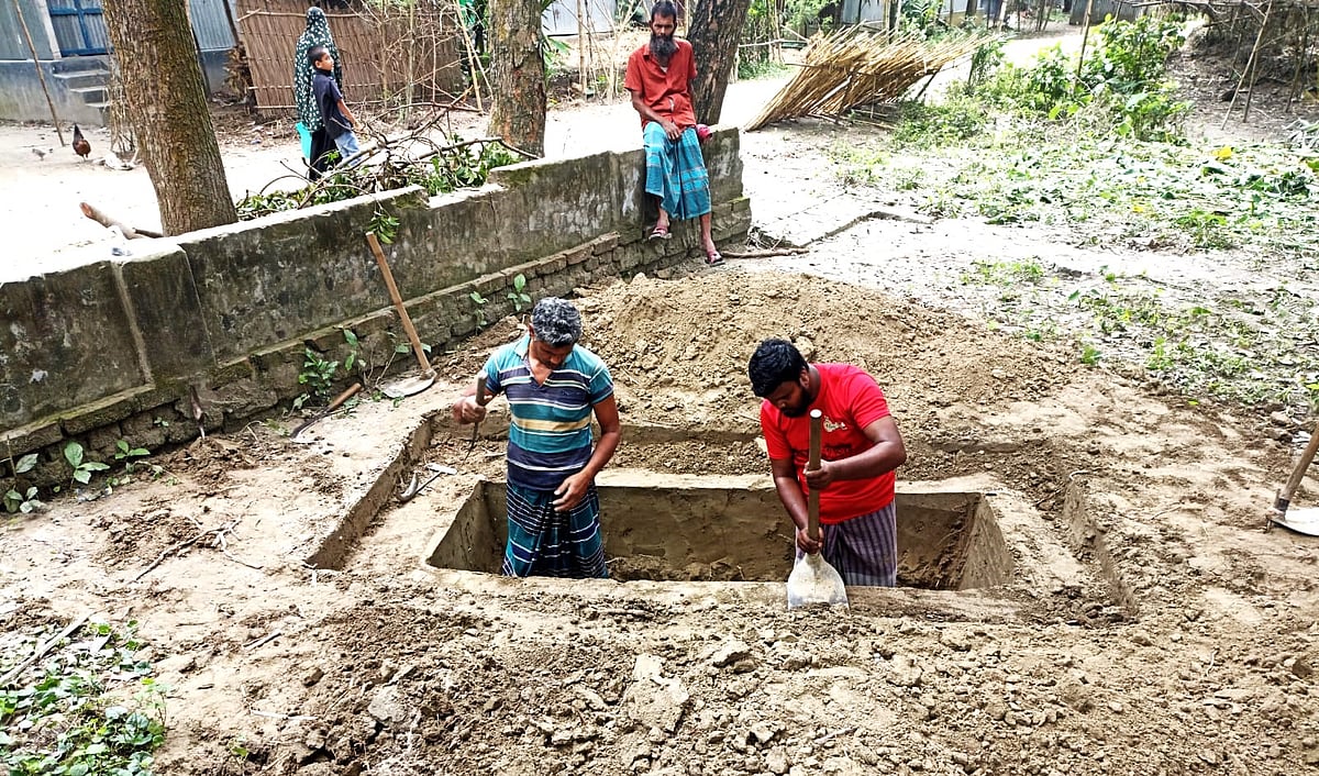 বাড়ির আঙিনায় খোঁড়া হচ্ছে ফ্লোরিডায় খুন হওয়া লিমনের কবর, সন্ধ্যায় জানাজা