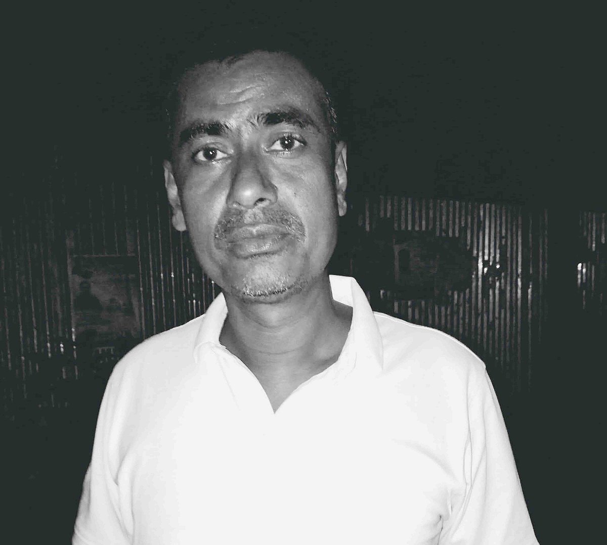 নাটোরে ব্যবসায়ীর গলাকাটা লাশ: স্ত্রী-ছেলে মিলে হত্যা করে সাজান মিথ্যা গল্প