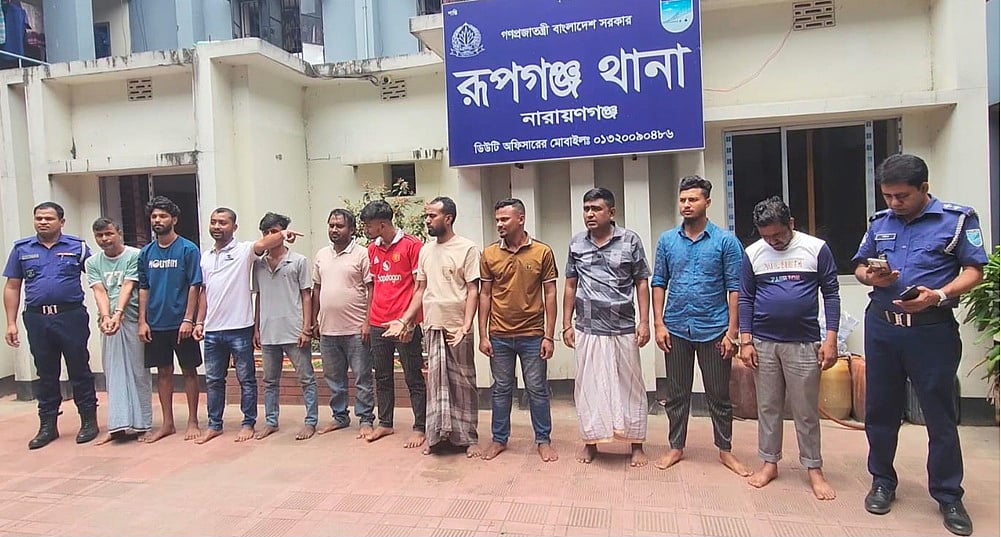 পুলিশের ওপর হামলা করে যুবদল নেতাকে ছিনিয়ে নিল সমর্থকেরা, ওসিসহ আহত ৬