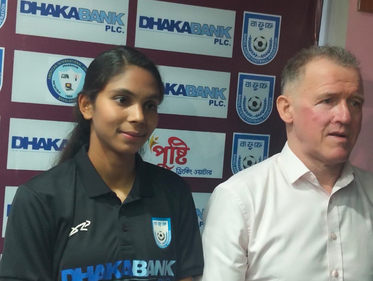 স্বপ্না ও মুনকিকে বাদ দিয়ে সাফের হ্যাটট্রিক শিরোপা মিশনে বাংলাদেশ