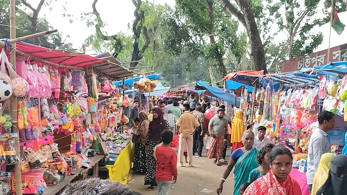 রংপুরের পীরগাছায় ২০০ বছরের ঐতিহ্যবাহী নাপাইচন্ডী মেলা শুরু