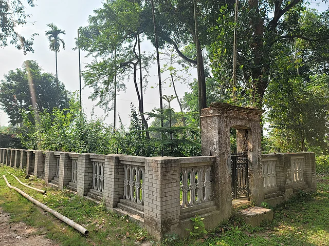 সমাধিভূমি