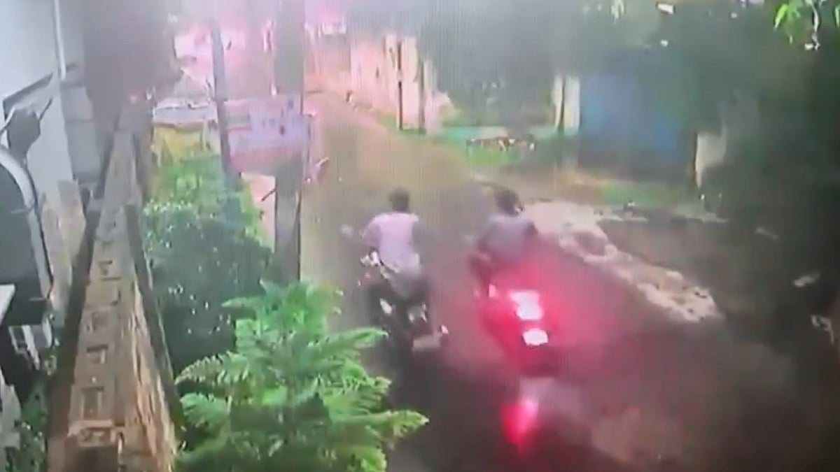 শুভেন্দুর ব্যক্তিগত সহকারীর সন্দেহভাজন হত্যাকারীর পালানোর সিসিটিভি ফুটেজ প্রকাশ